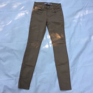 Joe’s Jeans “The Skinny” Jeans Size 24